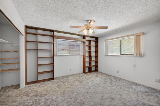 5204 Schuyler Dr, Carmichael, CA 95608