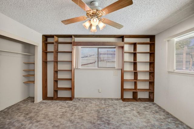 5204 Schuyler Dr, Carmichael, CA 95608