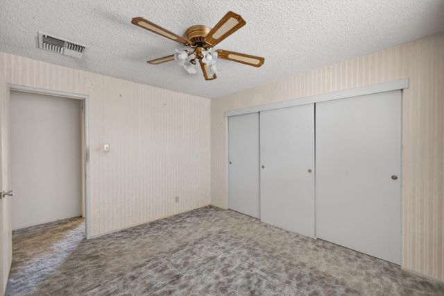 5204 Schuyler Dr, Carmichael, CA 95608