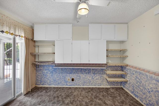 5204 Schuyler Dr, Carmichael, CA 95608