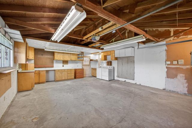 5204 Schuyler Dr, Carmichael, CA 95608