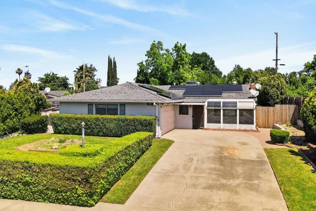 5204 Schuyler Dr, Carmichael, CA 95608