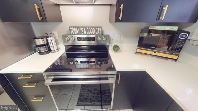 112 HUCKLEBERRY DR, La Plata, MD 20646