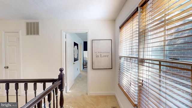 112 HUCKLEBERRY DR, La Plata, MD 20646