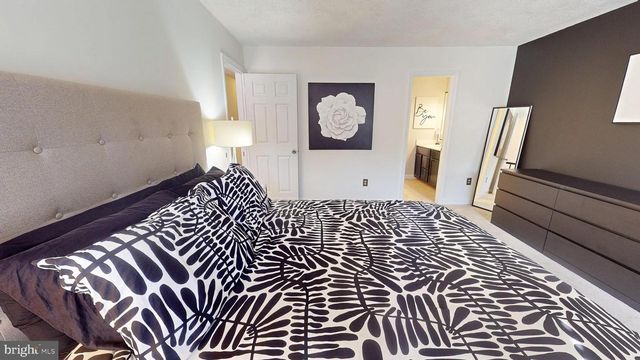 112 HUCKLEBERRY DR, La Plata, MD 20646