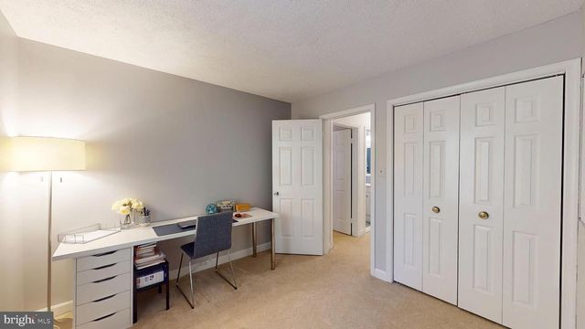 112 HUCKLEBERRY DR, La Plata, MD 20646