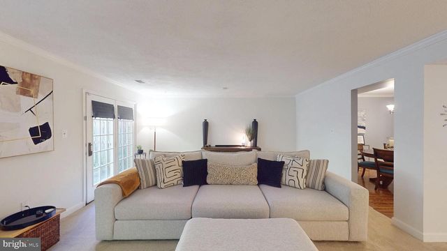 112 HUCKLEBERRY DR, La Plata, MD 20646