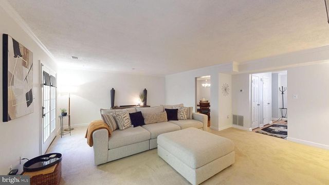 112 HUCKLEBERRY DR, La Plata, MD 20646