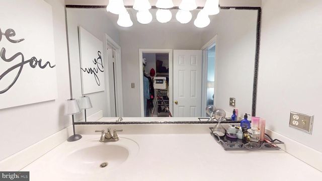 112 HUCKLEBERRY DR, La Plata, MD 20646