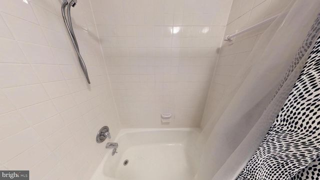 112 HUCKLEBERRY DR, La Plata, MD 20646