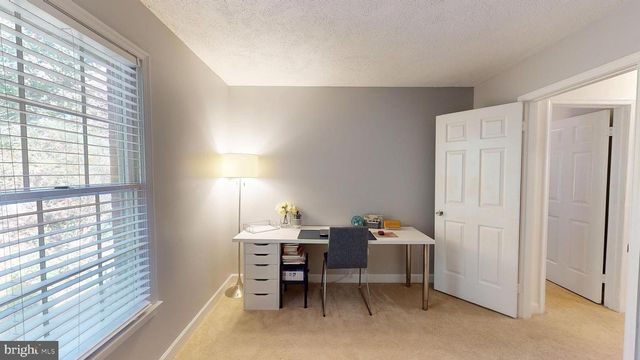 112 HUCKLEBERRY DR, La Plata, MD 20646