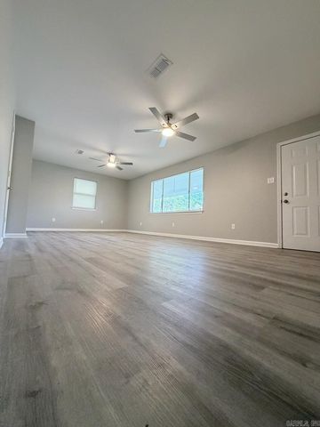12 Purdue Circle, Little Rock, AR 72204