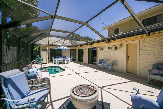 12676 Woodmill Drive, Palm Beach Gardens, FL 33418
