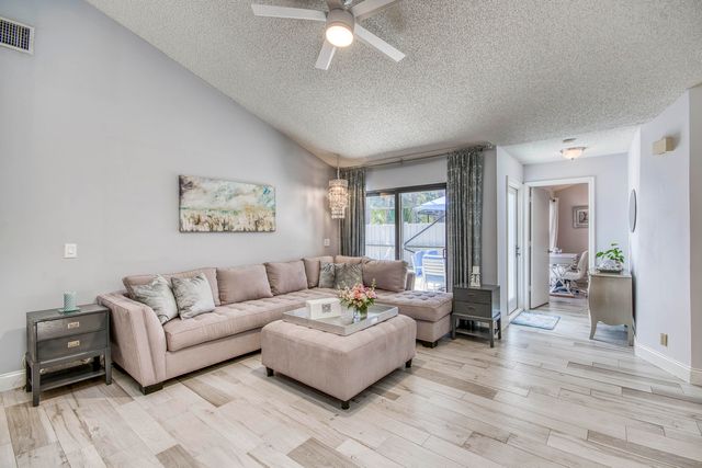 12676 Woodmill Drive, Palm Beach Gardens, FL 33418