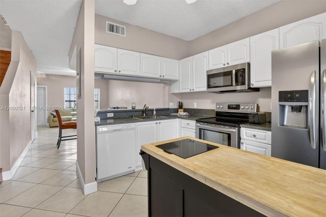 3100 SW 50th St, Dania Beach, FL 33312