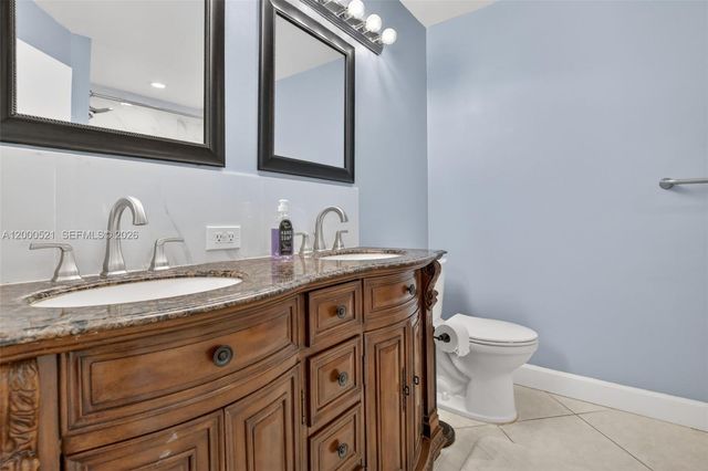 3100 SW 50th St, Dania Beach, FL 33312