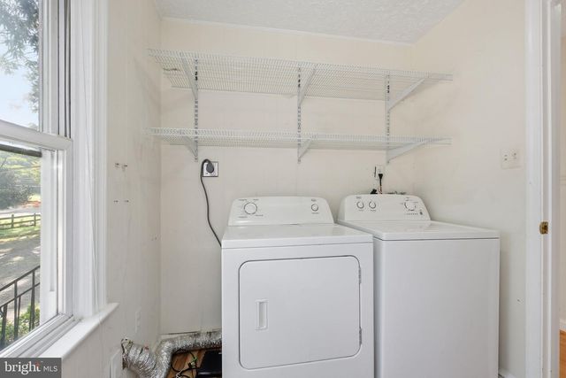 4616 RAVENSWORTH RD, Annandale, VA 22003