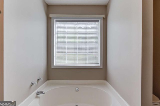 255 Turnberry Lane, Winder, GA 30680