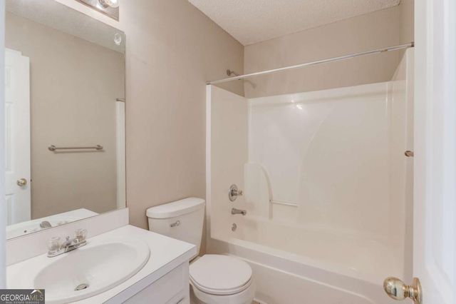 255 Turnberry Lane, Winder, GA 30680