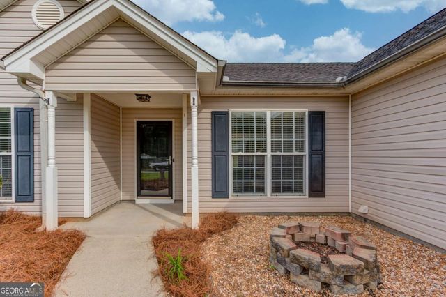 255 Turnberry Lane, Winder, GA 30680