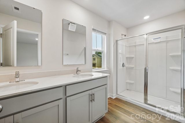 1414 Mammoth Road, Hickory, NC 28602