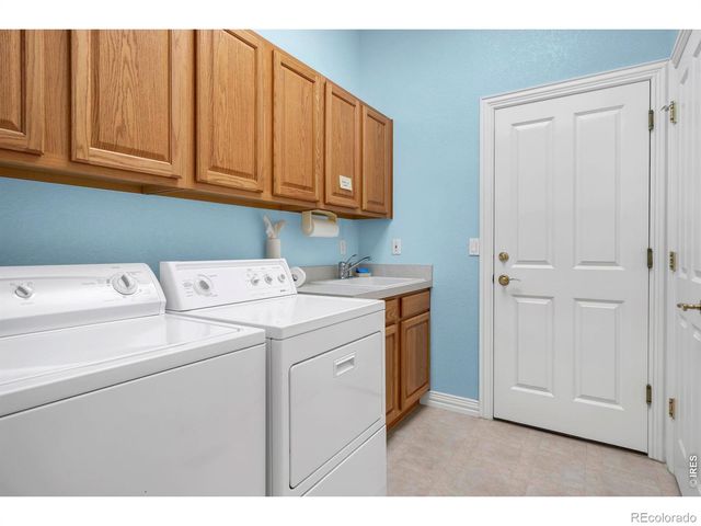 49 Coral Place, Greenwood Village, CO 80111