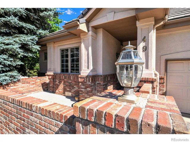 49 Coral Place, Greenwood Village, CO 80111