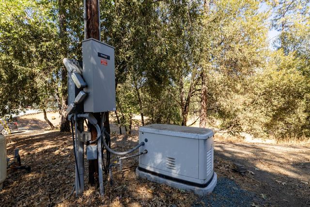 2450 Itsa Trl, El Dorado, CA 95623