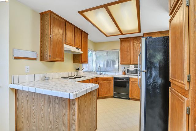 2424 Whitetail Drive, Antioch, CA 94531
