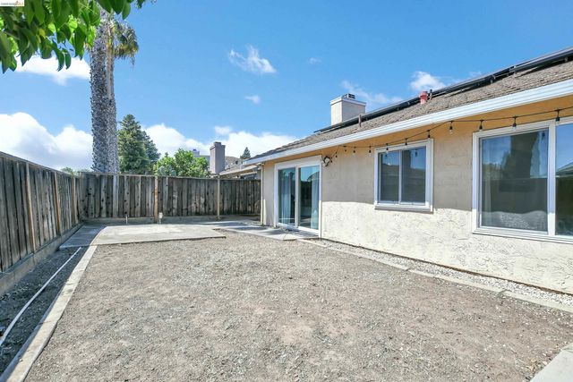 2424 Whitetail Drive, Antioch, CA 94531