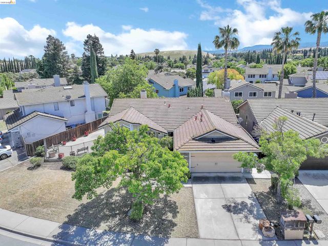 2424 Whitetail Drive, Antioch, CA 94531