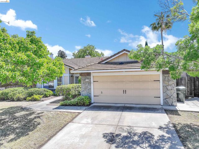 2424 Whitetail Drive, Antioch, CA 94531
