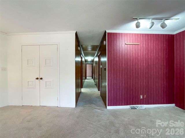 13909 Idlewild Road, Matthews, NC 28105