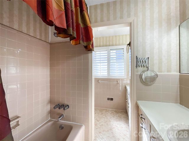 13909 Idlewild Road, Matthews, NC 28105