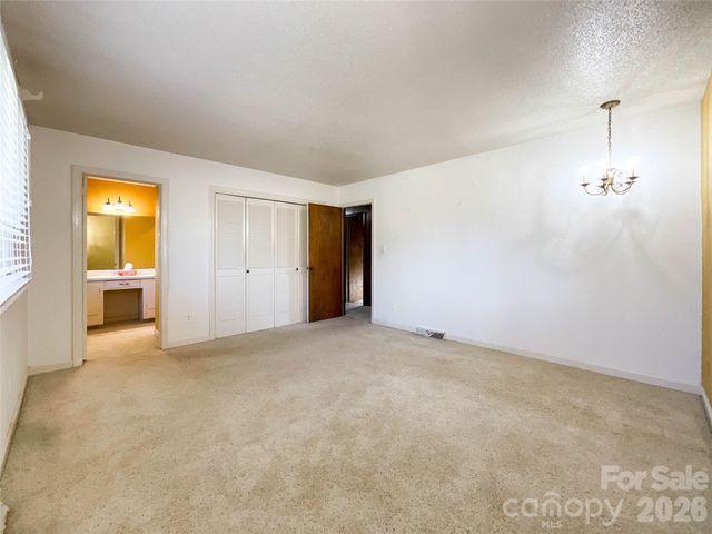 13909 Idlewild Road, Matthews, NC 28105