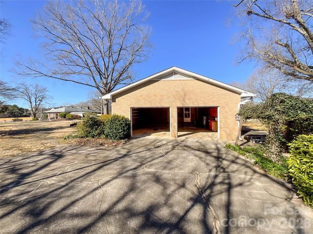 13909 Idlewild Road, Matthews, NC 28105