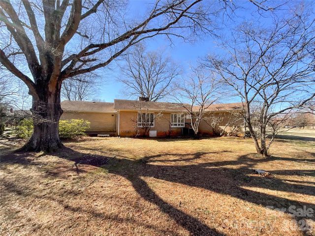 13909 Idlewild Road, Matthews, NC 28105