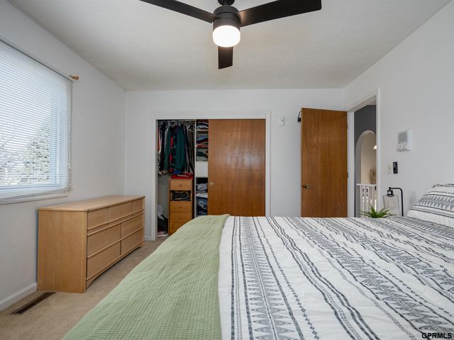 7006 S 133 Circle, Omaha, NE 68138