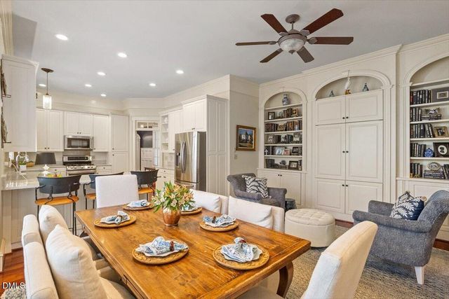 8604 Society Place, Raleigh, NC 27615