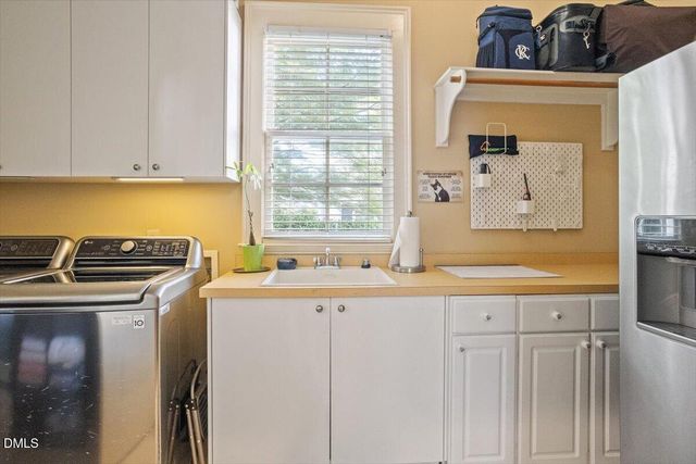 8604 Society Place, Raleigh, NC 27615