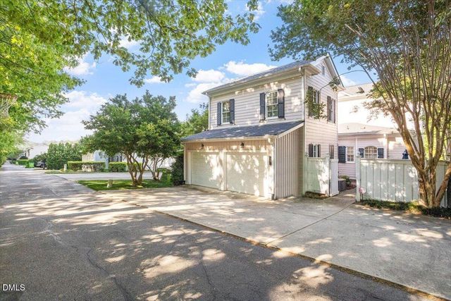 8604 Society Place, Raleigh, NC 27615