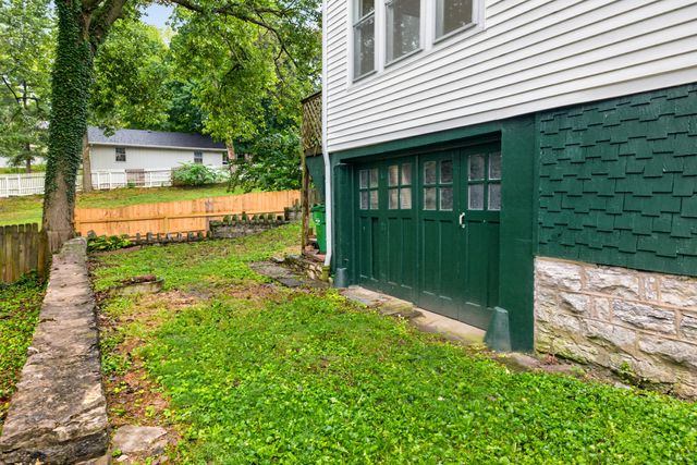 302 N 3rd Street, Danville, KY 40422