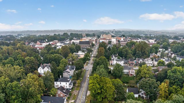 302 N 3rd Street, Danville, KY 40422