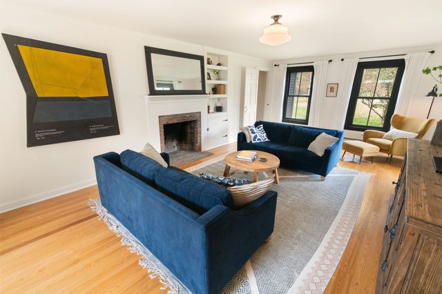 390 Pleasant Valley Road, Brattleboro, VT 05301