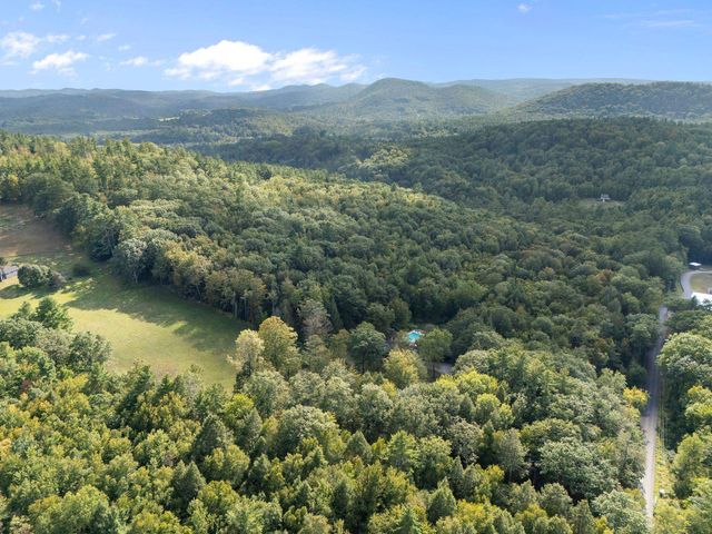 390 Pleasant Valley Road, Brattleboro, VT 05301