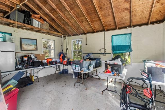 7 65th Street, Yankeetown, FL 34498