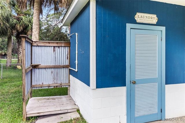 7 65th Street, Yankeetown, FL 34498