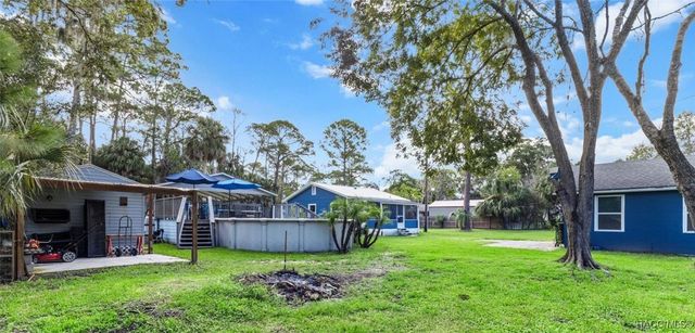 7 65th Street, Yankeetown, FL 34498