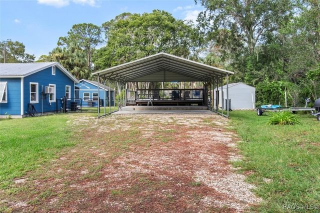 7 65th Street, Yankeetown, FL 34498