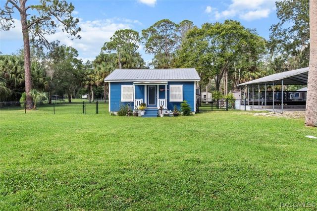 7 65th Street, Yankeetown, FL 34498